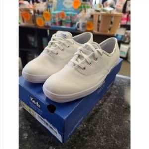 KEDS woman’s champion all white sneakers 7.5